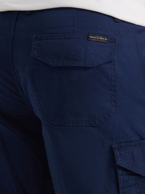 Men's Extreme Motion Swope Cargo Short in Emperor Navy