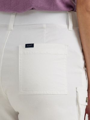 Women's Ultra Lux Comfort with Flex-to-Go Relaxed Fit Cargo Short in Bright White alternative view 4