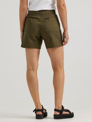 Women's Ultra Lux Comfort with Flex-to-Go Relaxed Fit Cargo Short in Olive Night alternative view 2