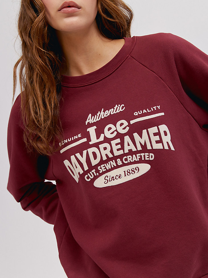 Women's Lee x Daydreamer Workwear Raglan Sweatshirt in Vintage Maroon alternative view