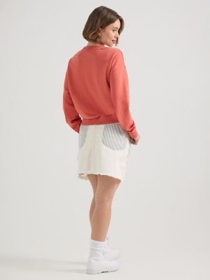 Women's Lee Jeans Crew Neck Graphic Sweatshirt in Poppy alternative view 2