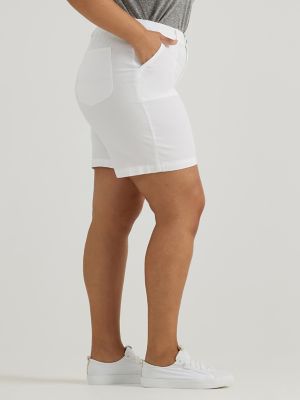 Women's Ultra Lux Comfort with Flex-To-Go Relaxed Fit Utility Bermuda (Plus) in Bright White alternative view 3