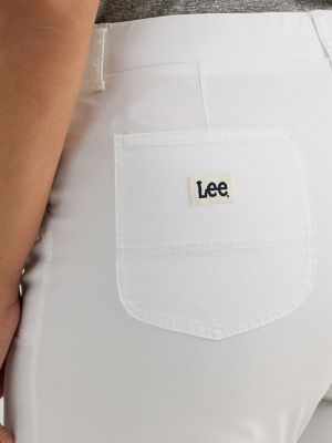 Women's Ultra Lux Comfort with Flex-To-Go Relaxed Fit Utility Bermuda (Plus) in Bright White alternative view 4
