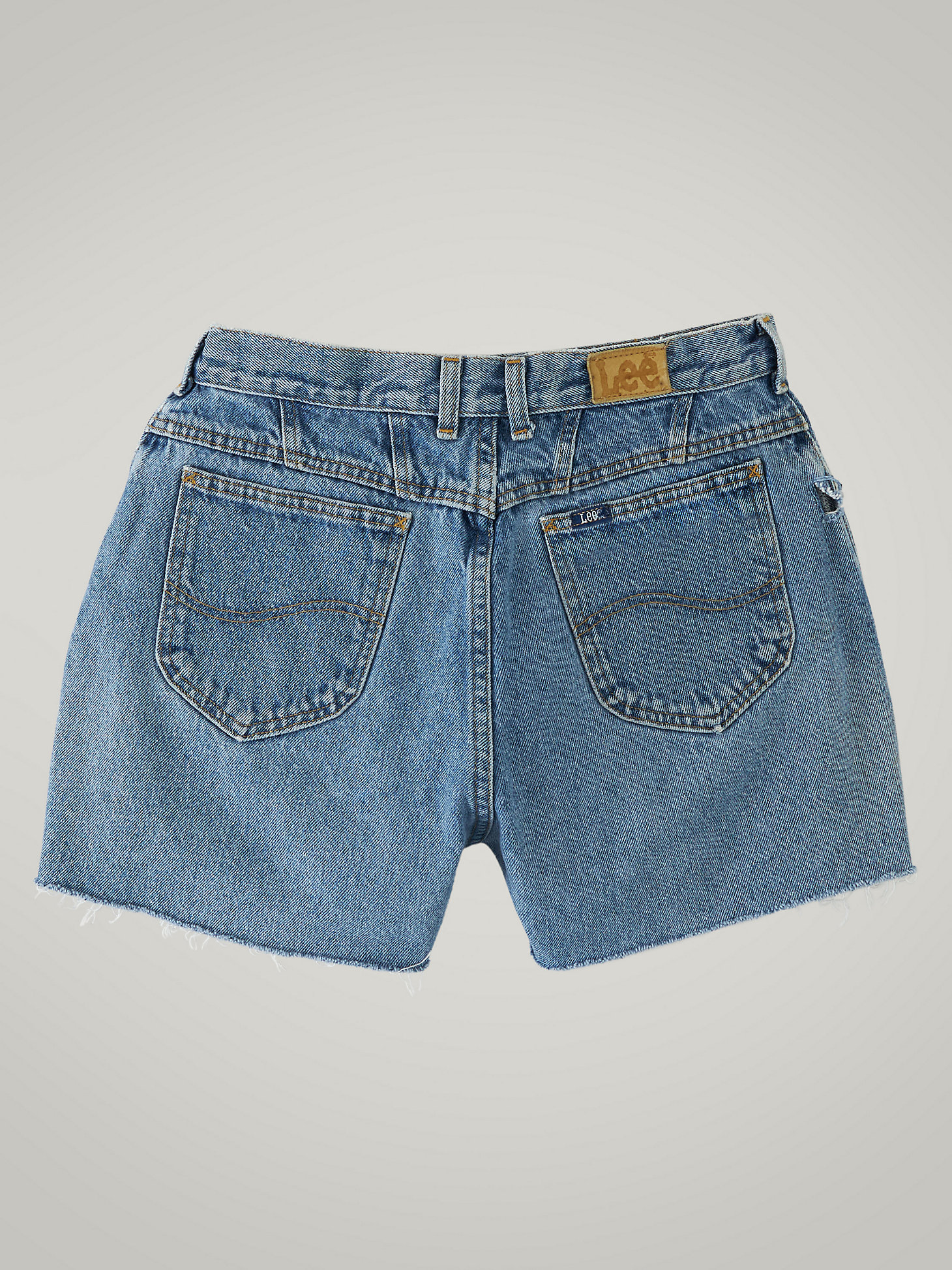 Women's Vintage Cut-Off Shorts WS31 (Size 31) in Medium Denim alternative view 1