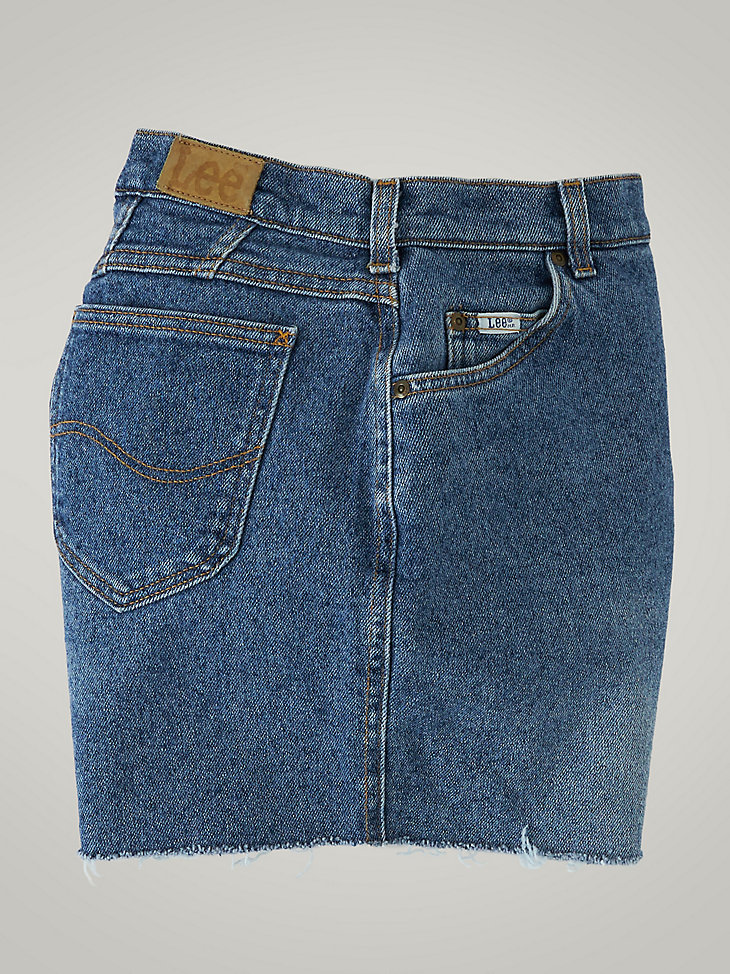 Women's Vintage Cut-Off Shorts WS33 (Size 32) in Medium Denim alternative view 2