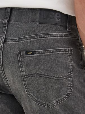 Men's Extreme Motion MVP Relaxed Straight Jean in Overton alternative view 4