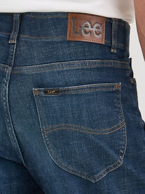 Men's Extreme Motion MVP Relaxed Straight Jean in Andover