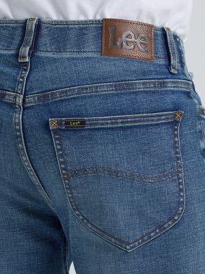 Men's Extreme Motion Regular Taper Jean in Jumper alternative view 4