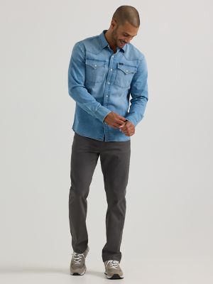 Men's Extreme Motion Relaxed Straight Twill Jean in Static Grey