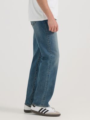 Men's Extreme Motion Relaxed Straight Jean in Zone alternative view 3