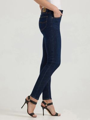 Women's Legendary Skinny Jean in Dark Strides