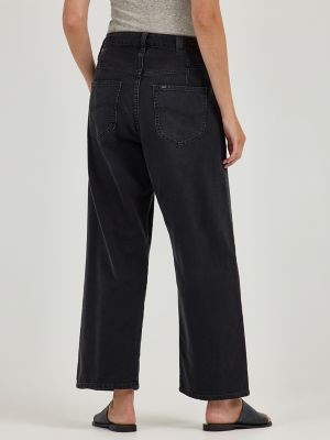 Women's Loose Crop Button-Fly Jean in Dark Memory alternative view