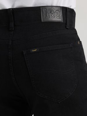 Men's Extreme Motion Relaxed Straight Jean in Black Denim alternative view 4