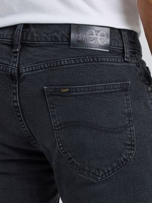 Men s Legendary Athletic Tapered Jean