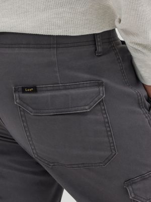 Men's Extreme Motion MVP Straight Fit Cargo Pant in Charcoal