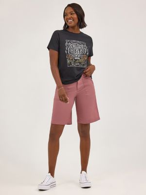 Women's Yellow Rose Tiger Graphic Tee in Jet Black alternative view 3