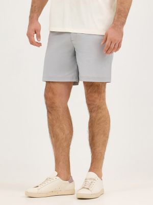 Men's Extreme Motion 7" Flat Front Short in Drizzle