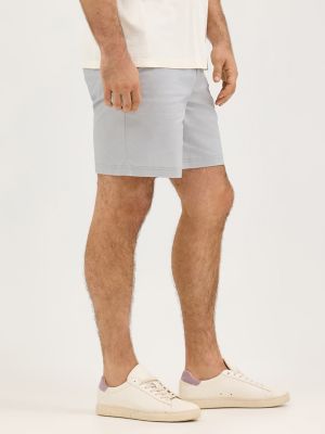 Men's Extreme Motion 7" Flat Front Short in Drizzle