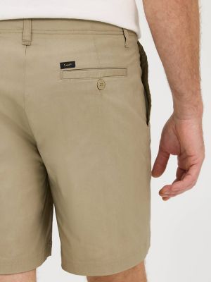Men's Extreme Motion 7" Flat Front Short in Kansas City Khaki alternative view 4