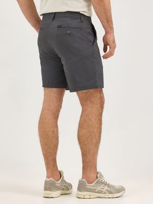 Men's Extreme Motion 7" Flat Front Short in Static Grey alternative view 2