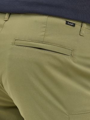 Men's Extreme Motion Performance Ripstop Cargo Short in Mercantile Green alternative view 4