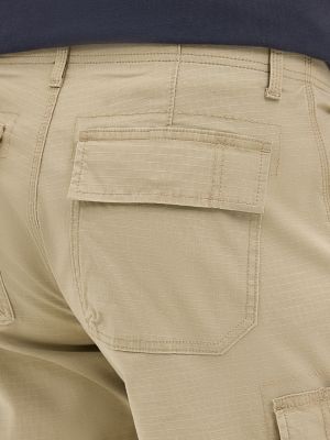 Men's Extreme Motion Carolina Ripstop Cargo Short in Kansas City Khaki alternative view 4