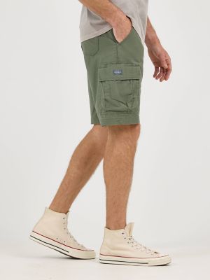 Men's Extreme Motion Carolina Ripstop Cargo Short in Olive Grove alternative view 3