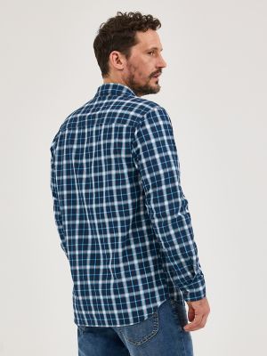 Men's Extreme Motion All Purpose Plaid Button Down Shirt in Rivet Navy Plaid alternative view