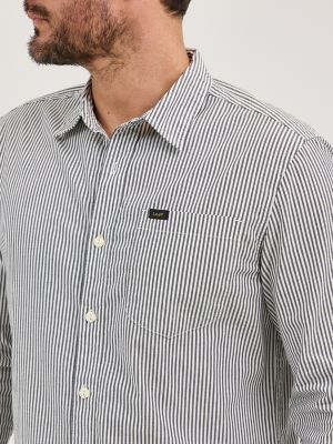 Men's Extreme Motion All Purpose Stripe Button Down Shirt in Navy Ecru Stripe alternative view 2