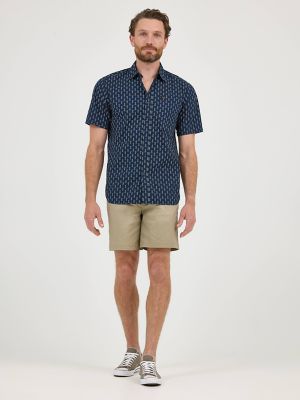 Men's Extreme Motion All Purpose Short Sleeve Print Button Down Shirt in Rivet Navy alternative view 3