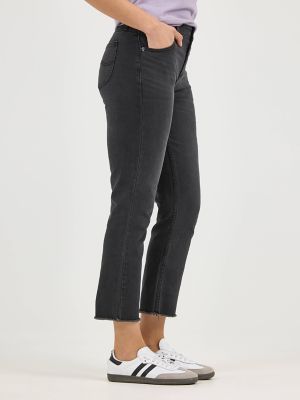Women's Legendary Frayed Hem Capri in Fly Higher alternative view 3