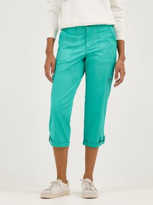 Women's Ultra Lux Comfort with Flex-to-Go Relaxed Fit Cargo Capri in Grassy Green alternative view