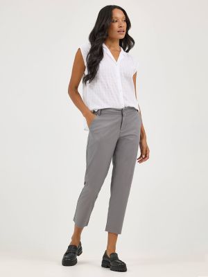Women's Wrinkle Free Capri