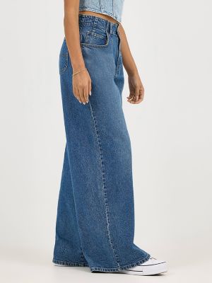 Women's Pleated Wide Leg Jean in Mid Chapter alternative view 2