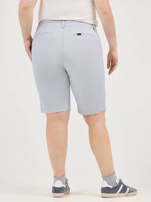 Women's Legendary Chino Bermuda (Plus) in Material Gray alternative view 2