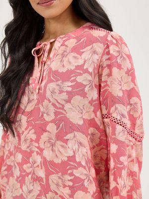 Women's Long Sleeve V-Neck Print Blouse in Lychee alternative view 2