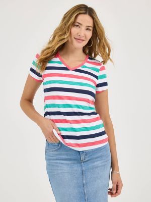 Women's Basic V-Neck Print Tee