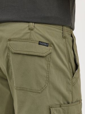 Men's Extreme Motion Crossroad Short (Big & Tall) in Olive Night