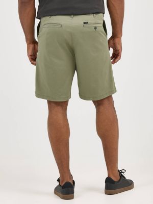 Men's Extreme Motion Short (Big & Tall) in Olive Grove alternative view 2