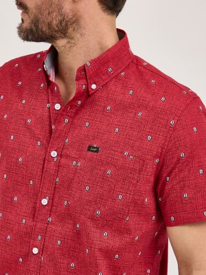 Men's Short Sleeve Stretch Print Button Down Shirt in Cardinal Airship alternative view 2