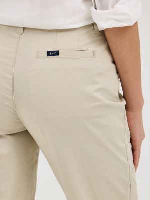 Womens Legendary Chino Pant:Pioneer Beige:12:L alternative view 4