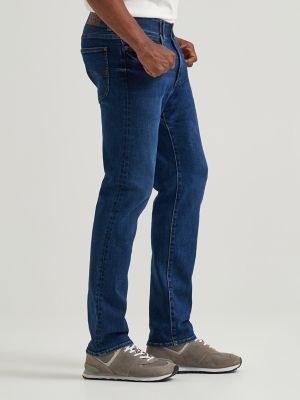 Men's Extreme Motion Slim Straight Leg Jean in Fruition alternative view 3