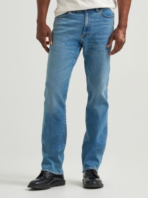 Men's Extreme Motion Slim Bootcut Jean in Tenacity alternative view
