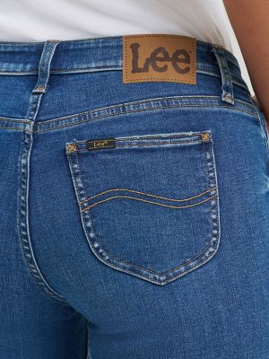 Women's Legendary Regular Bootcut Jean in Good Standing