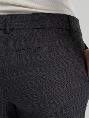 Women's Wrinkle Free Relaxed Fit Straight Leg Pant in Black Gray Plaid