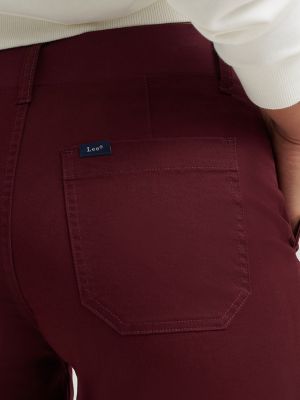 Women's Ultra Lux Comfort with Flex-to-Go Loose Utility Pant in Burgundy Wine alternative view 4
