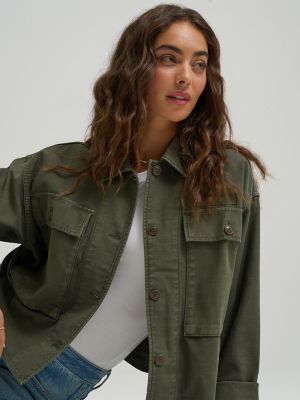 Women's Oversized Double Pocket Utility Overshirt in Oak Moss alternative view