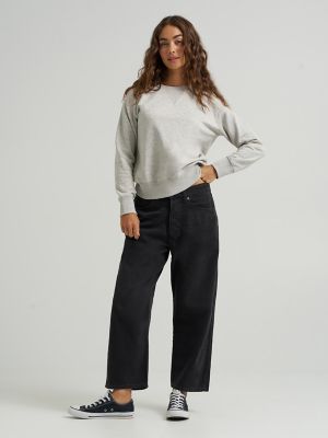 Women's Crew Neck Logo Sweatshirt in Washed Gray Heather alternative view 2