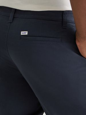 Men's Regular Straight Workwear Pant in Rebel Navy alternative view 4