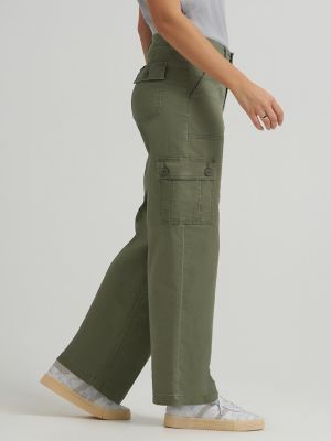 Women's Loose Straight Cargo Pant in Mercantile Green alternative view 3